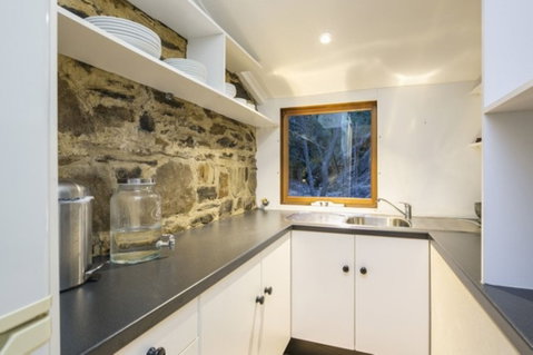 Foothills Retreat - Accommodation 4U 4