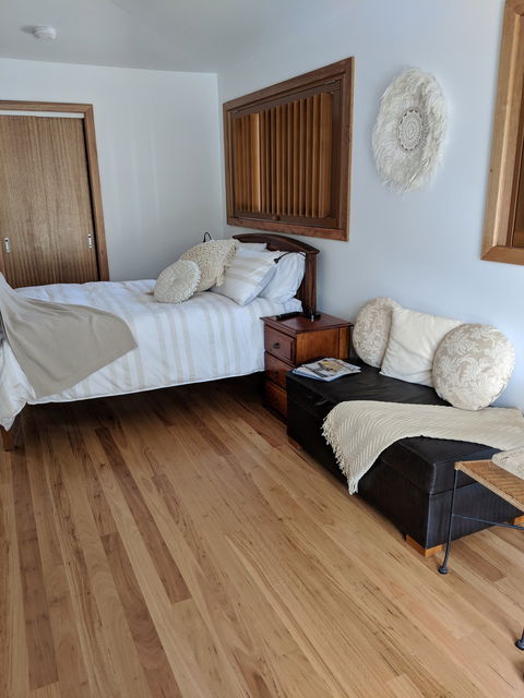 Lake's Folly Studio - Accommodation 4U 1