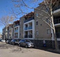 Nesuto Chippendale Apartment Hotel - Accommodation 4U