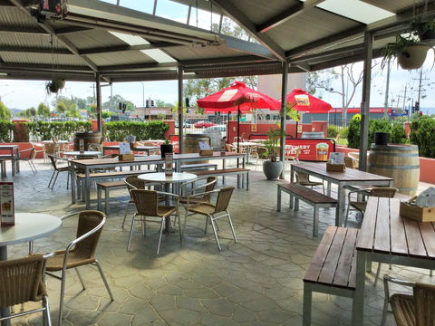 Northside Hotel - Accommodation 4U 2
