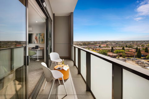 Quest Dandenong Central - Accommodation 4U 5