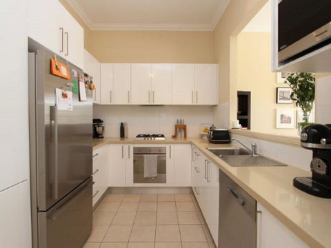 Robina: Bathurst Self Contained Accommodation - Accommodation 4U 2