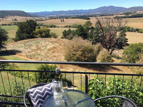 Rosewhite House BnB - Accommodation 4U 7