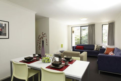 Sydney University Village - Accommodation 4U 2