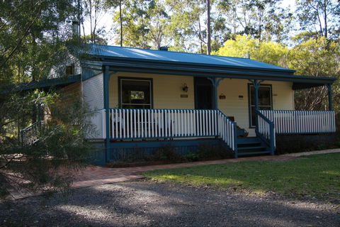 Telegraph Retreat Cottages - Accommodation 4U 1