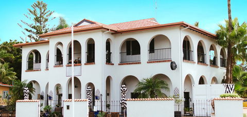 The Med Crescent Head - Accommodation 4U 0