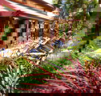 The Creek Cottage - Accommodation 4U