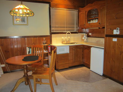 Willowlake Cottages - Accommodation 4U 3