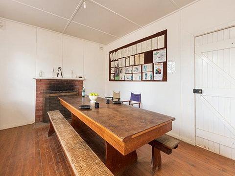 Willandra Men's Quarters - Accommodation 4U 3