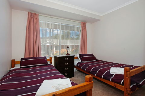 Wood Street Central - Accommodation 4U 2