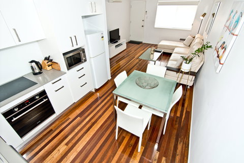 Wynnum Bayside Apartments - Accommodation 4U 6