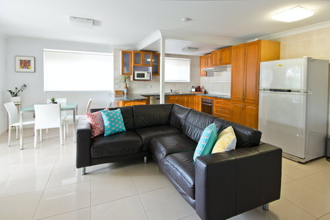 Wynnum Bayside Apartments - Accommodation 4U 7