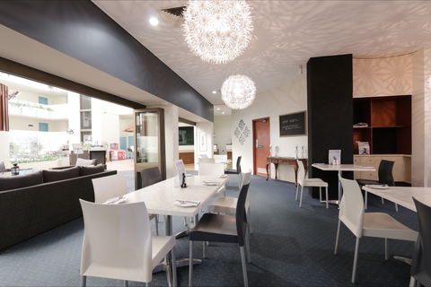 Atrium Hotel Mandurah - Accommodation 4U 8