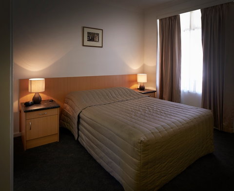 Baileys Motel - Accommodation 4U 0