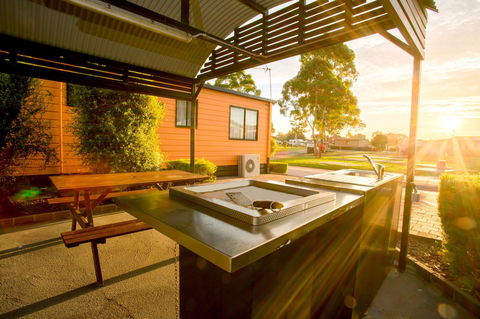 BIG4 Traralgon Park Lane Holiday Park - Accommodation 4U 6