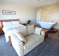 Captains At The Bay - Accommodation 4U