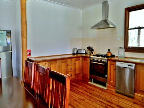 Capertee Homestead - 'Port Macquarie' - Accommodation 4U 4