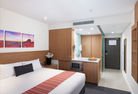 Country Comfort Perth - Accommodation 4U 2