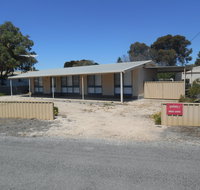 Hardwicke Beach House - Accommodation 4U