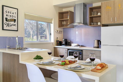 Ironbark Hill Villas - Accommodation 4U 3