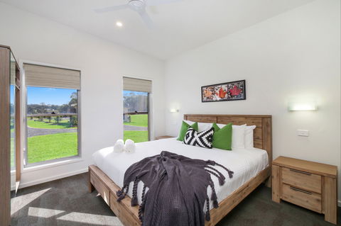 Ironbark Hill Villas - Accommodation 4U 6