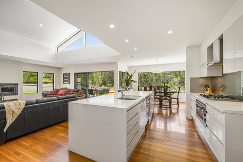 Lakeside Lodge Lake Cathie - Accommodation 4U 2