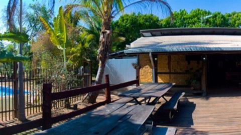 Lazy Lizard Caravan Park - Accommodation 4U 0