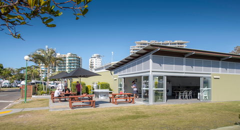 Maroochydore Beach Holiday Park - Accommodation 4U 0