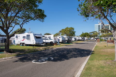 Maroochydore Beach Holiday Park - Accommodation 4U 2