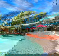 Mobys Beachside Retreat - Accommodation 4U