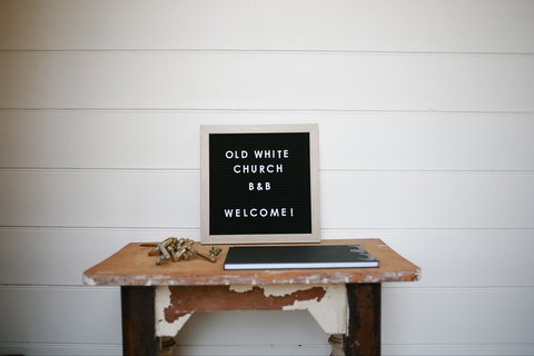 Old White Church Bed And Breakfast - Accommodation 4U 1