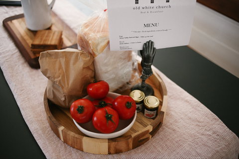 Old White Church Bed And Breakfast - Accommodation 4U 4