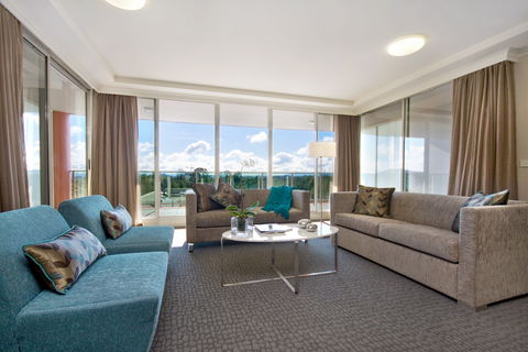 Pacific Suites Canberra - Accommodation 4U 2