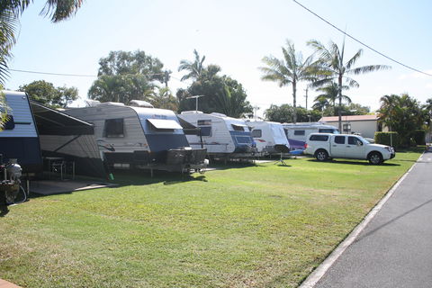 Sarina Palms Caravan Village - Accommodation 4U 3