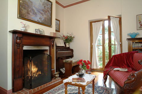 Amanda's Cottage 1899 - Accommodation 4U 0