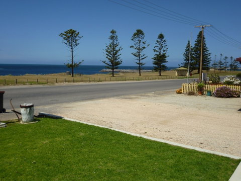 Anchors Away - Accommodation 4U 0