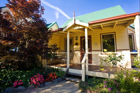 Autumn Abode Cottages - Accommodation 4U 1