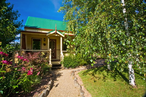 Autumn Abode Cottages - Accommodation 4U 2