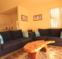 Berrara Lagoon Front Chalet - Accommodation 4U