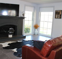 Cedar Grove - Accommodation 4U