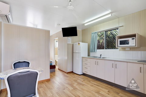 Coral Coast Tourist Park Townsville - Accommodation 4U 2