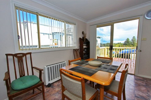 Cosy Cottage By The Sea - Accommodation 4U 1