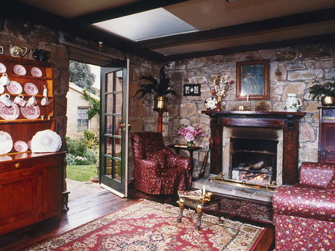 Hamilton's Cottage Collection And Country Gardens - Georges Cottage - Accommodation 4U 2