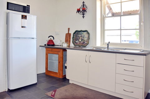 Henry On Yorkes Bed & Breakfast - Accommodation 4U 1