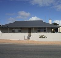 Jetty Views - Accommodation 4U