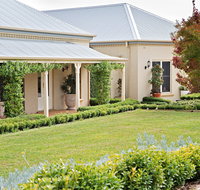 Loloma's at White Rock - Accommodation 4U