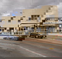 Neptune Grand Hotel - Accommodation 4U