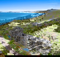 Rainbow Sea Resort - Accommodation 4U
