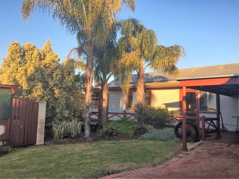 Redgum Village Dandaragan - Accommodation 4U 0