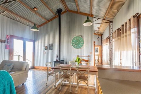 Redwing Farm Barn - Accommodation 4U 2